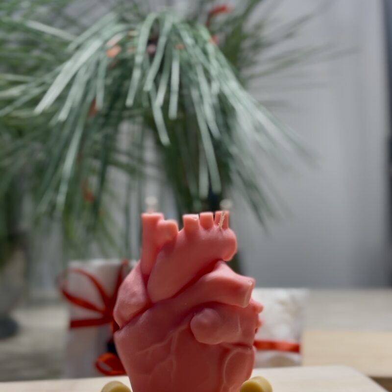 sercowa świeca sojowa - czerwona